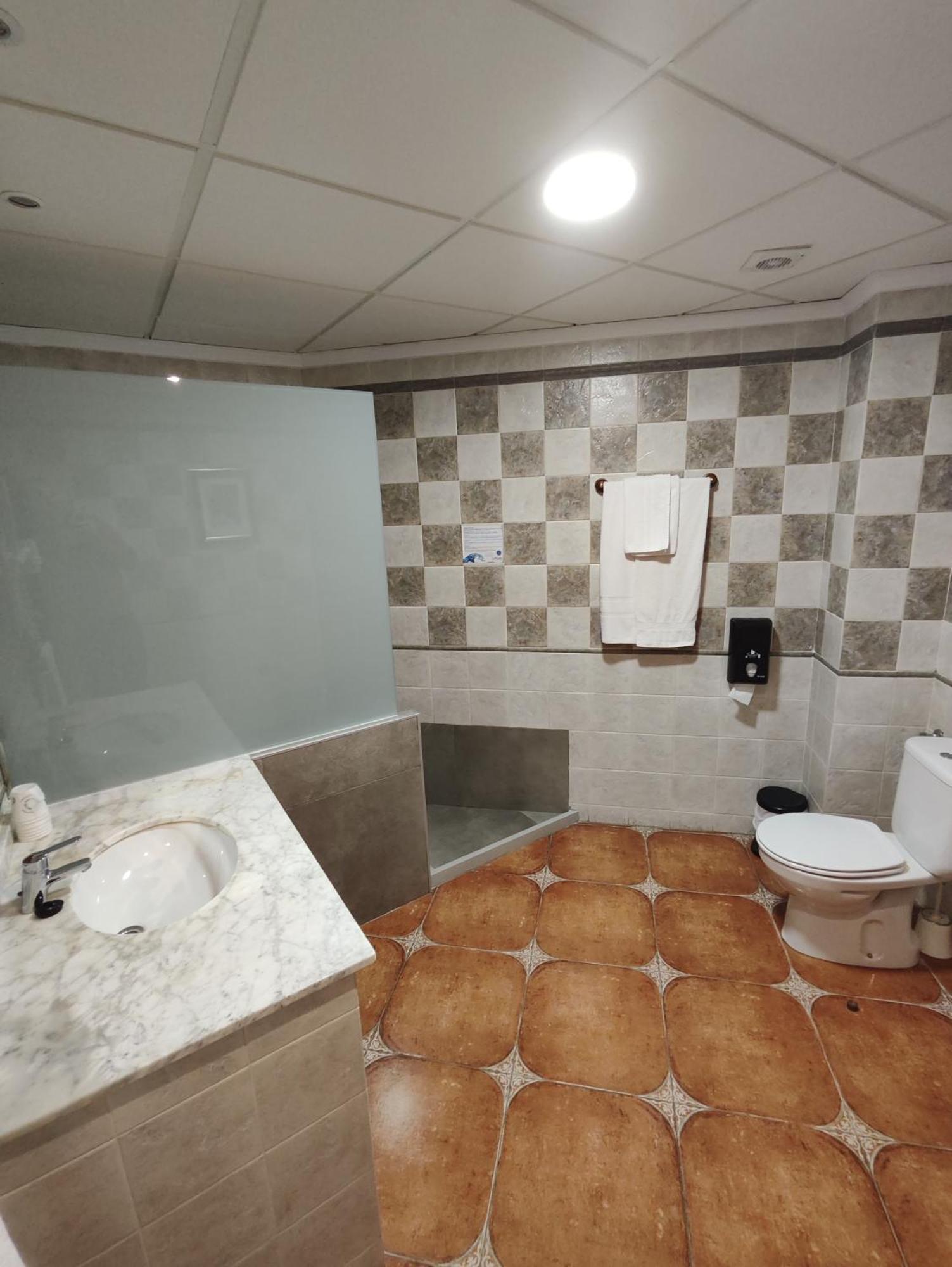 Hostal La Posada Torrellano Ngoại thất bức ảnh