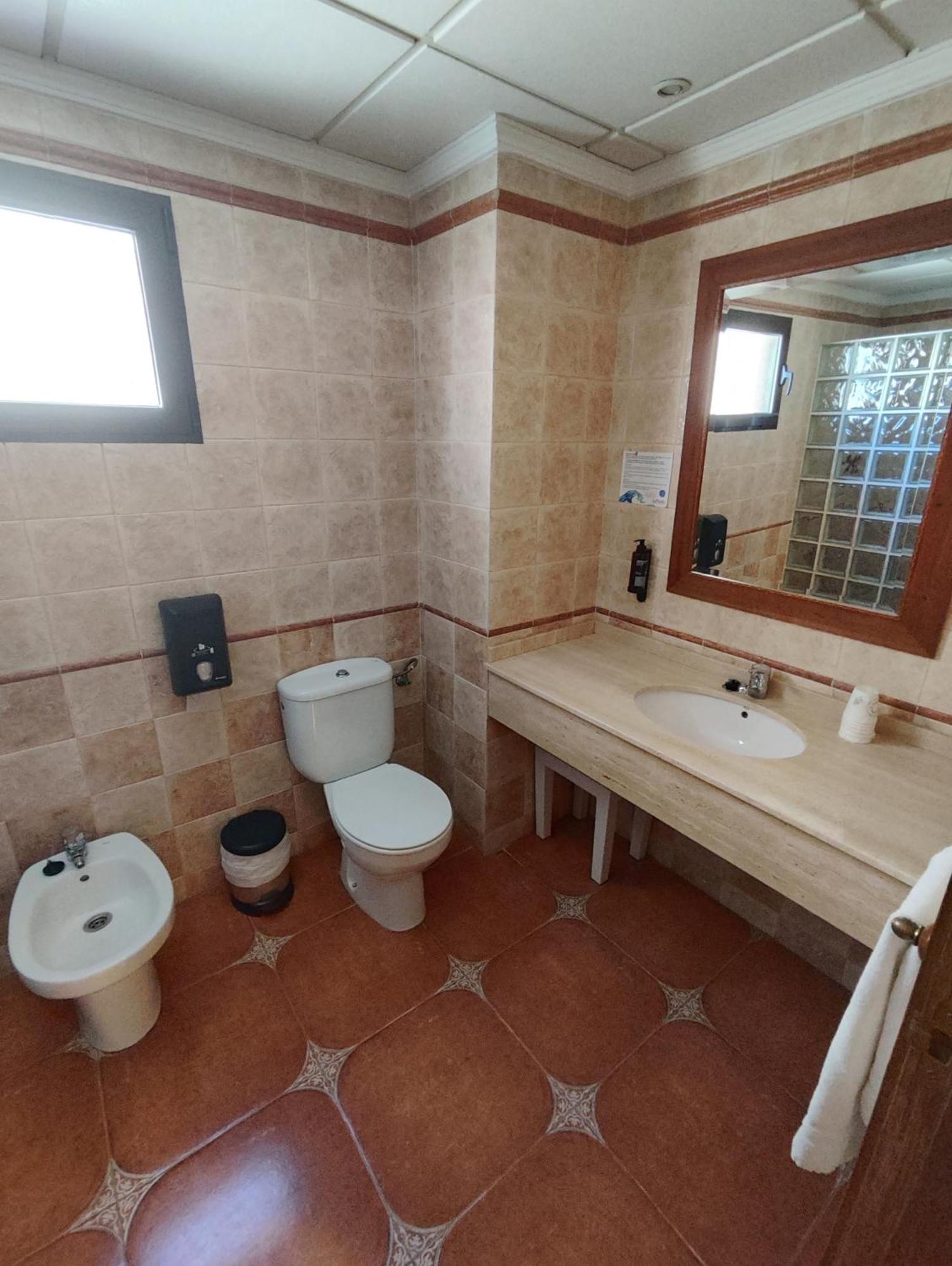 Hostal La Posada Torrellano Ngoại thất bức ảnh